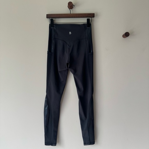 BUFFBUNNY COLLECTION STORM LEGGING BLACK ONYX SIZE SMALL - Picture 8 of 10